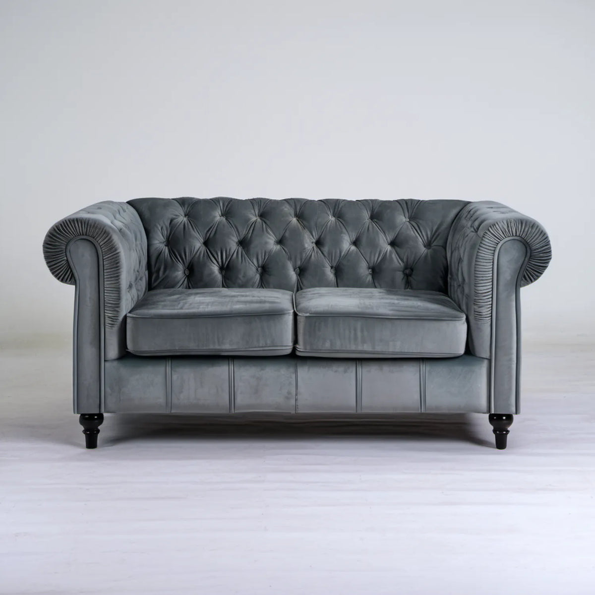 Dwuosobowa sofa Chesterfield szara 170 × 90 × 75 cm z aksamitną tapicerką